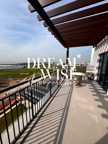 Elegant 2BR+M | Furnished | Stunning Views