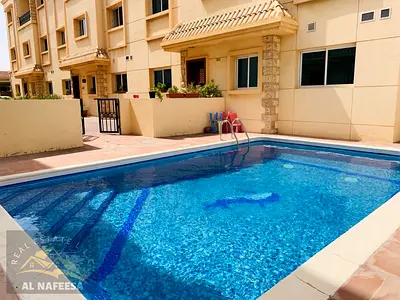 5BR Villa in Community | Private Backyard I Pool