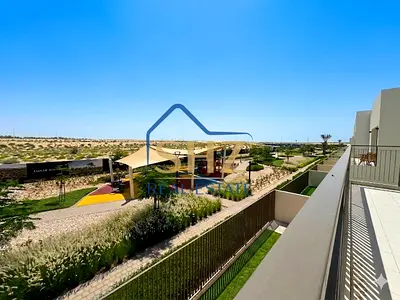 End Unit | Linear Park | Landscaped | Vacant Soon | No Agents
