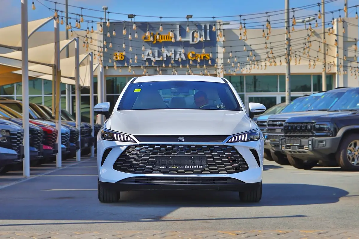 BYD Qin Plus 2025 — photo 1 of 18