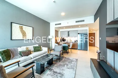 Fully Upgraded | Beach View | Vacant on Transfer