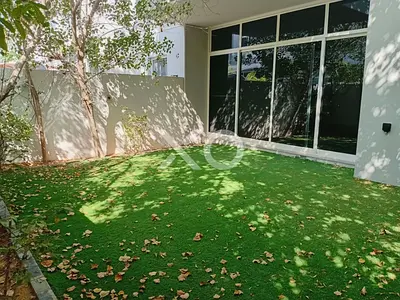 VACANT | RENOVATED | PRIVATE GARDEN