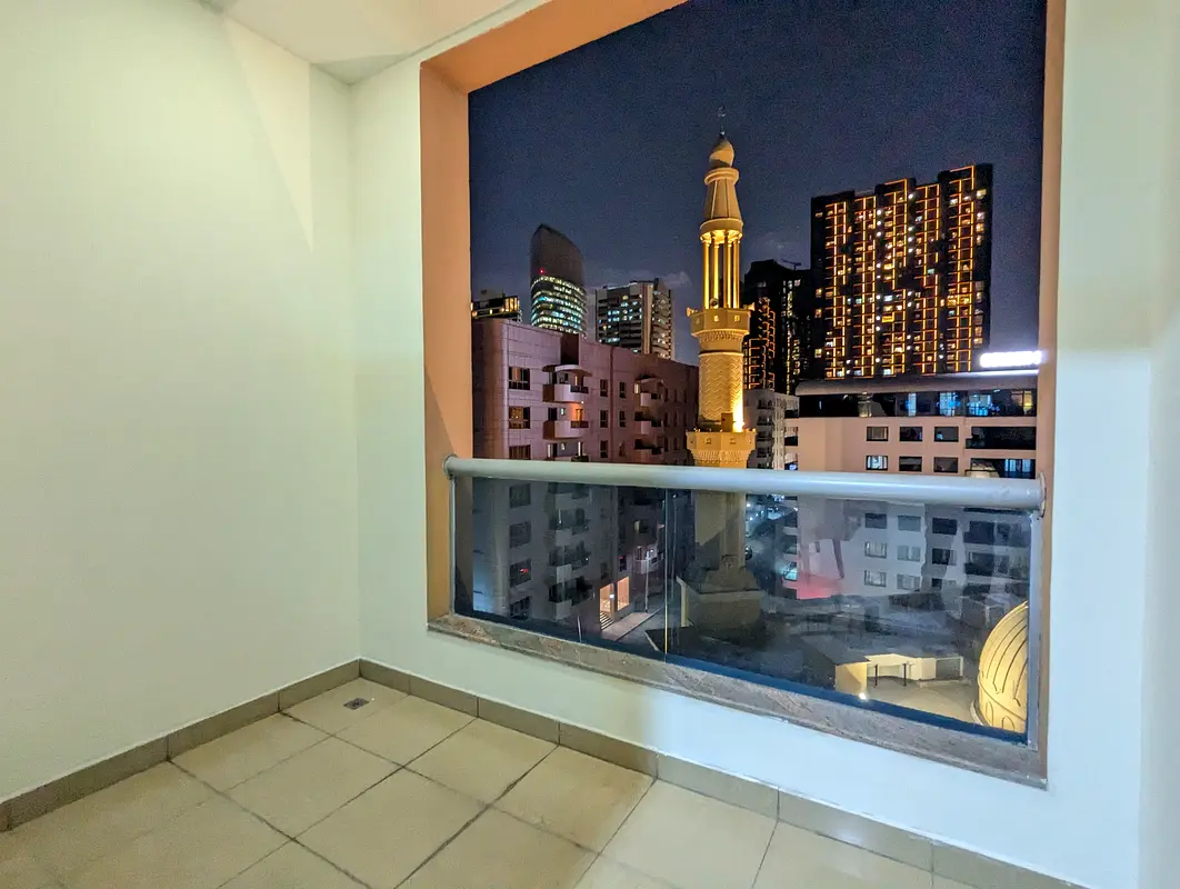 gallery-image