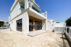 Corner Unit | Park Backing | Well-kept |Landscaped