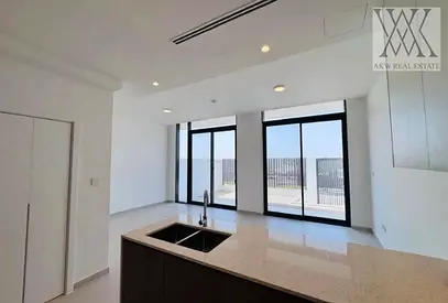 SINGLE ROW | MOTIVATED SELLER | VACANT SOON