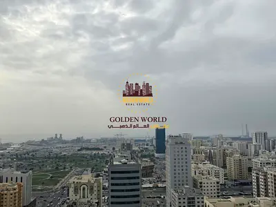 شقة غرفة ماستر وصالة للإيجار السنوي في القاسمية محطة مع بلكونة وإطلالة رائعة ومطبخ كبير جدًا وخزائن بالحائط في موقع حيوي قريب من ميغا مول والخدمات ال