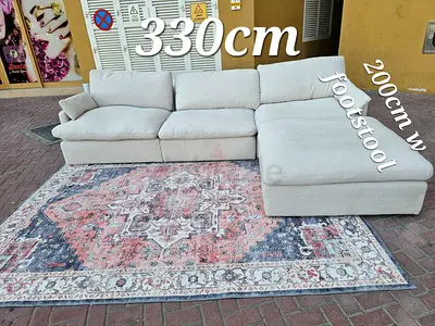 Swin feather 🪶 filled modular sofa