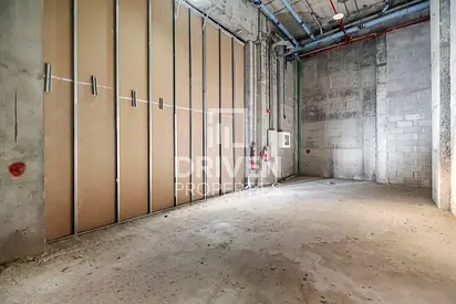 Vacant Retail Space | 4 Cheques | Canal View