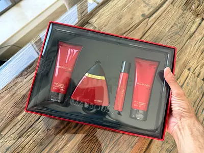 Mauboussin in Red beauty set - shower gel/Eau de Parfum/Body lotion- new item in packaging !