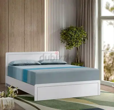 Brand New furnitures White Wooden King Size Bed Frame With Mattress.