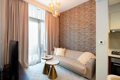 Fully Furnished | Great Location | Canal View