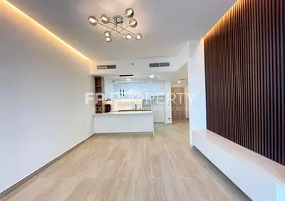 BEST PRICE / CALL NOW / BOOK YOUR UNIT