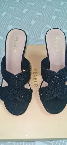 BRAND NEW SANDALS