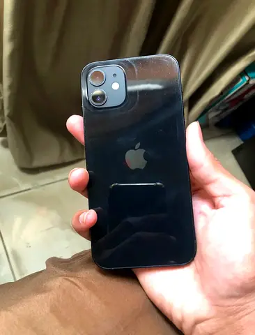 iPhone 12