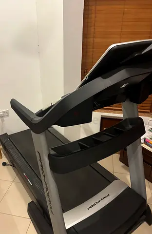 ProForm SMART Pro 2000 Treadmill | -3% Decline  22km/h Speed | iFit