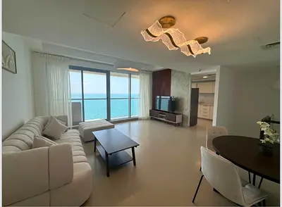 Exclusive Duplex with Panoramic Sea View | Pacific