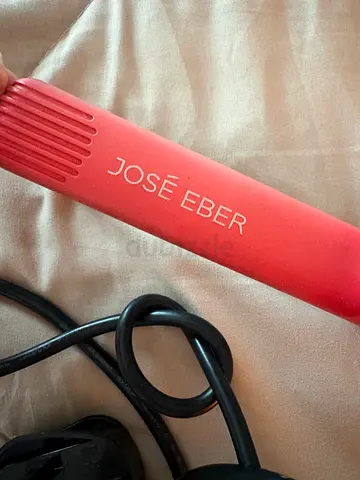 José Eber Ceramic Hair Straightener - Lightly Used