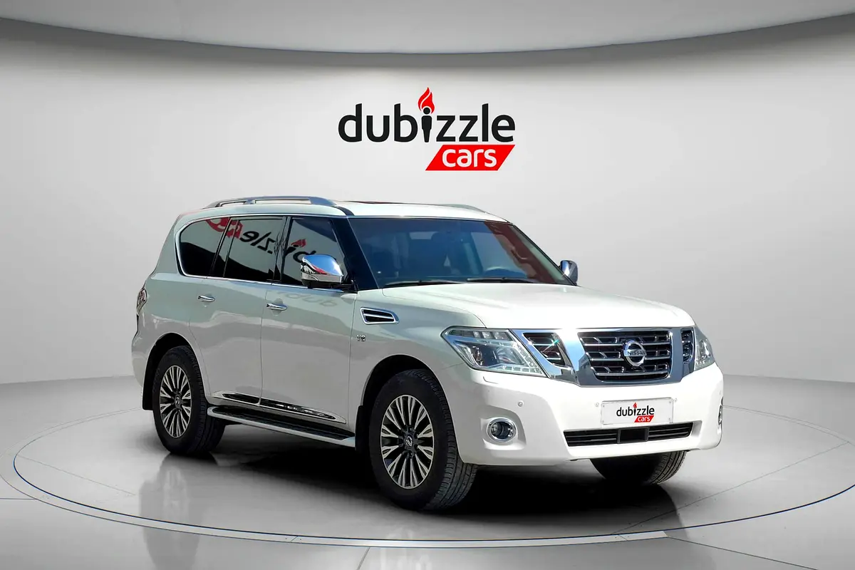 Nissan Patrol 2017 — photo 1 of 20