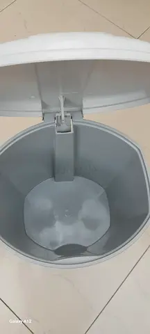 Big size dustbin for kitchen