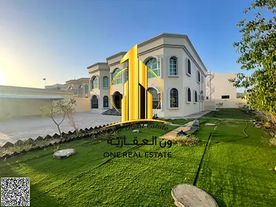 Luxury villa with a swimming pool for rent in Ajman, Al Jurf area