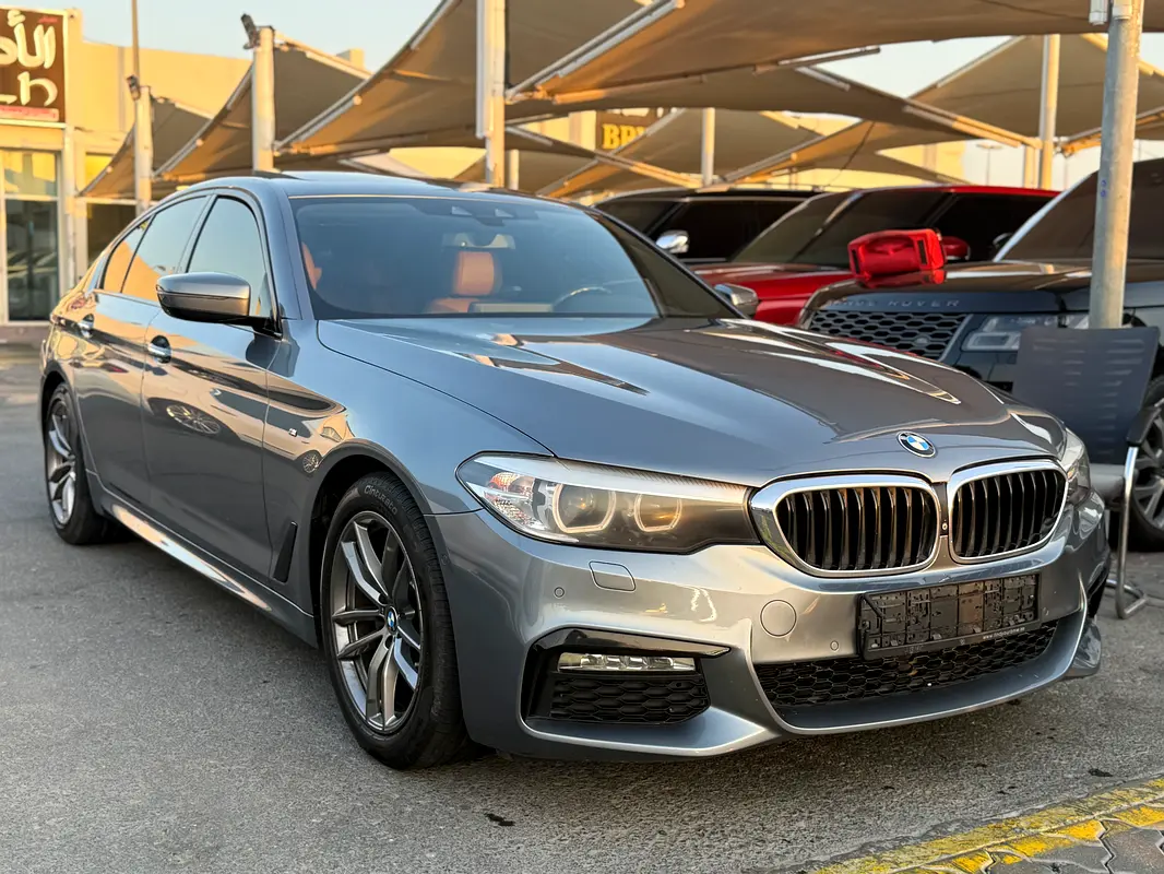 BMW 5-Series 2018 — photo 1 of 16