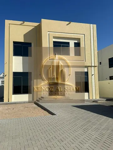 new villa with a modern design and high-end finishes, in a quiet and prime location, 📍 Sharjah – Al Tayy East