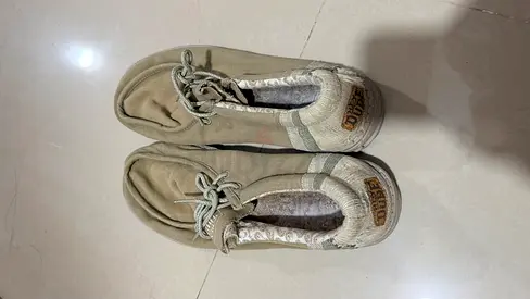 Female shoes for sale good condition 42 size
