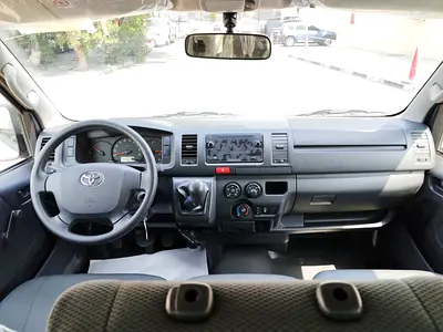 2026 Toyota HIACE — миниатюра 10