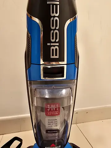 Bissell 3 in 1 Vaccum. Rug + Floor + Mop