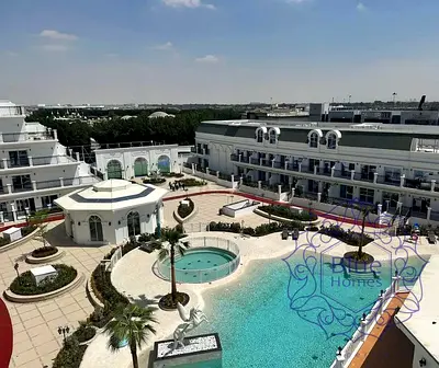 Contemporary 1BR | Designer Furnished | Balcony Leisure View
