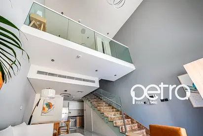 Brand New 1-Bedroom Loft | Direct & Premium Road View