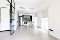 Vacant in June | Spacious | Fitted Kitchen