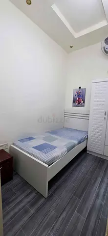 1-2MINUTES WALK TO AL QIYADAH METRO. FULLY CLOSED ROOM PARTITION FOR EXECUTIVE COUPLE/FEMALE/MALE!