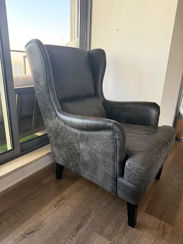 Black Faux Fur Accent Armchair - Good Condition