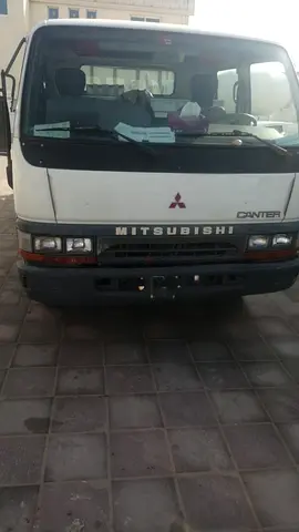 Mitsubishi Canter D.Cabin