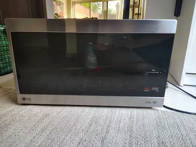 LG NeoChef 42L Smart Inverter Solo Microwave (MS4295CIS)