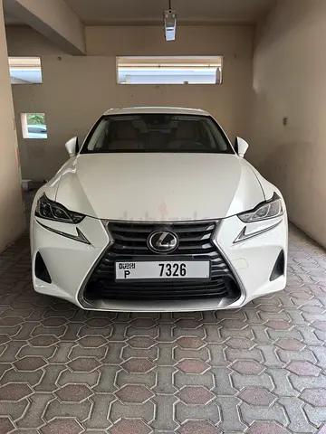 Lexus IS350 FULL OPTION GCC