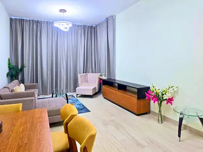 Massive 1BR l Near HealthCare City l Pool View
