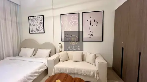 DIRECT ACCESS TO POOL | OWNSOME CONDITION | BRIGHT