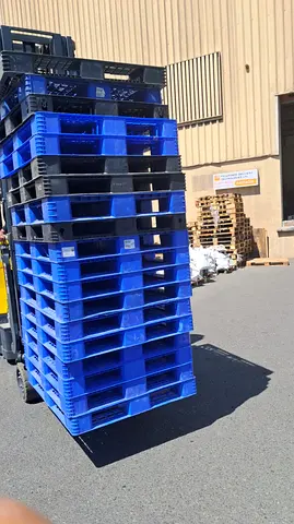 plastic sale pallets