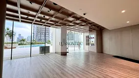 Private Jacuzzi | Prime Location | High Floor