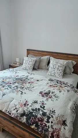 Bed room  king siz 1500 aed