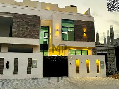 للبيع فيلا- طابقين &فناء كبير- قريب من شارع الشيخ محمد بن زايد - تملك حر لجميع الجنسيات مدى الحياة - مع إمكانية التمويل البنكي الميسر