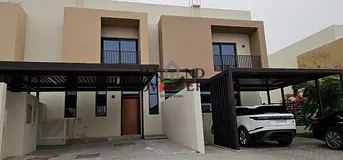 3BED TOWNHOUSE WITH MAID ROOM
