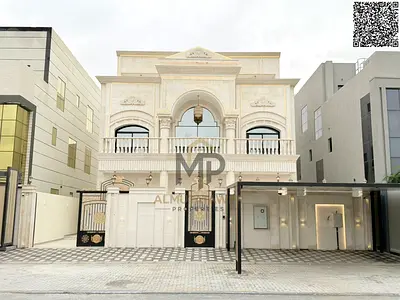 Luxury villa with elevator, price includes registration, ownership fees, electricity, water, and air conditioning. Located on the main street, ready t