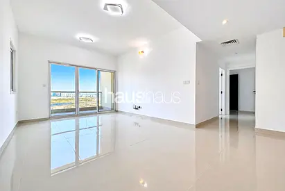 Exclusive | Corner Unit | Vacant Now