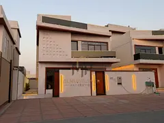 Modern design and very high-end finishes. Excellent location. Price includes registration and owners