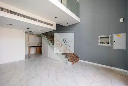 Middle Unit | Private Garden | Single Row