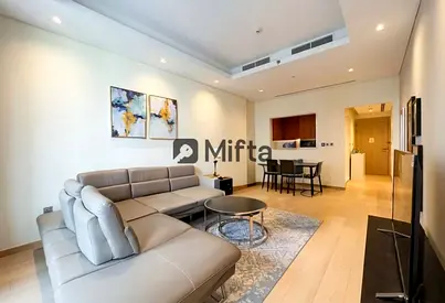 Urban Chic | 1-Bedroom | City and Skyline Views