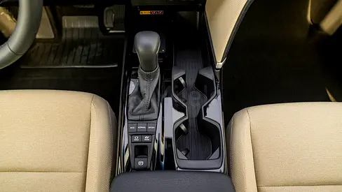 صورة 16 لـ 2025 Toyota CAMRY